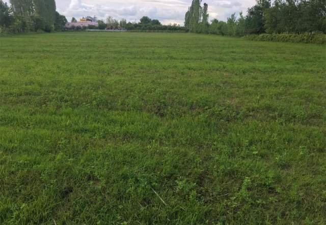 Shqiperi, shes toke 8.160 m² 163.200 Euro