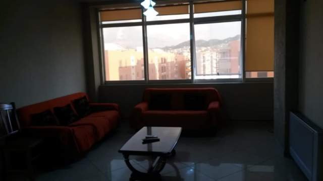 Tirane, jap me qera apartament 2+1 400 Euro