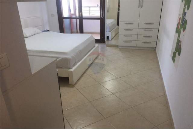 Tirane, jepet me qera apartament 2+1 Kati 8, 107 m² 650 Euro (parku olimpik)