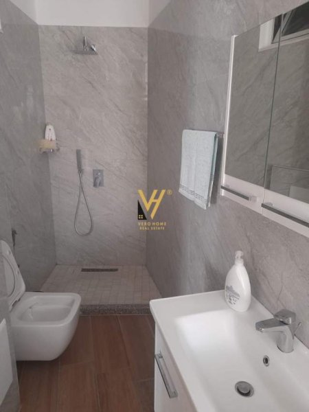 Tirane, shitet apartament 2+1 Kati 5, 102 m² 184.000 Euro (unaza e re)