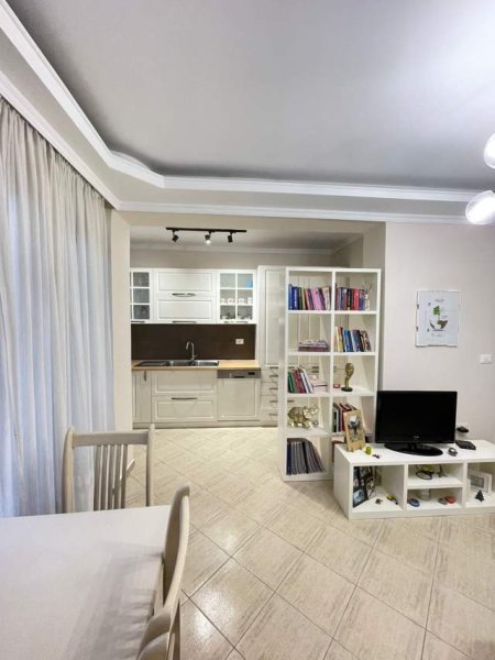 Tirane, shes apartament 1+1 65 m² Euro (Myslym Shyri)