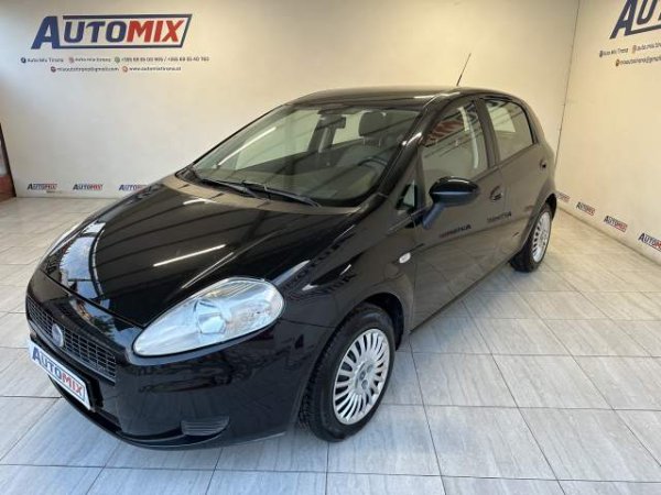 Tirane, shes makine Fiat grande punto Viti 2006, 4.200 Euro