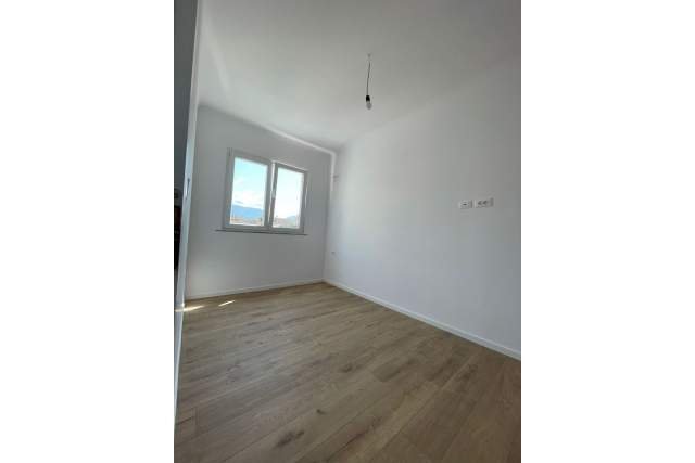 Tirane, shitet apartament Kati 0, 43 m² 82.000 Euro (21 Dhjetori,  Tiranë,  Shqipëri)
