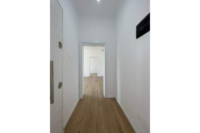 Tirane, shitet apartament Kati 0, 43 m² 82.000 Euro (21 Dhjetori,  Tiranë,  Shqipëri)