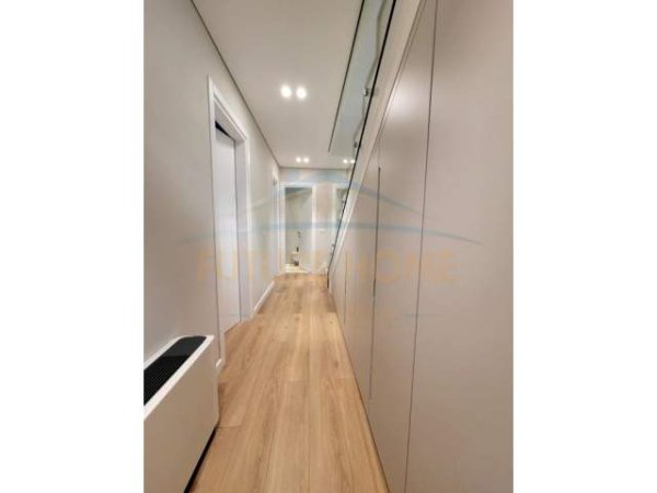 Tirane, jepet me qera apartament 5+1+BLK Kati 1, 170 m² 3.500 Euro (Teg)