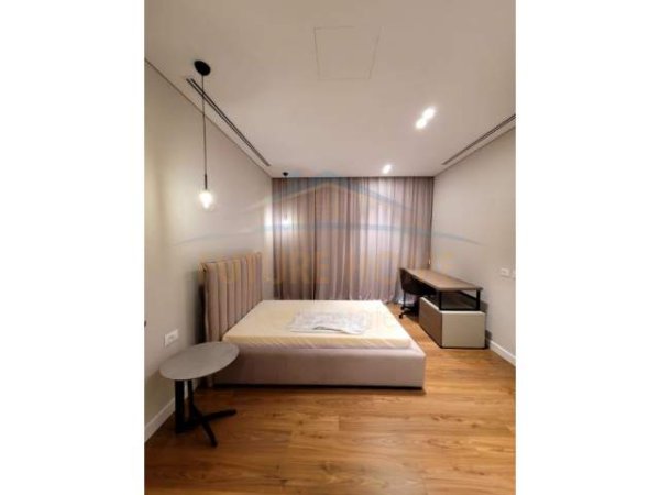 Tirane, jepet me qera Vile 180 m² 3.500 Euro (Mandarine Drive)