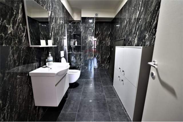 Tirane, shitet apartament 3+1 Kati 6, 90 m² 144.000 Leke (5 maji)