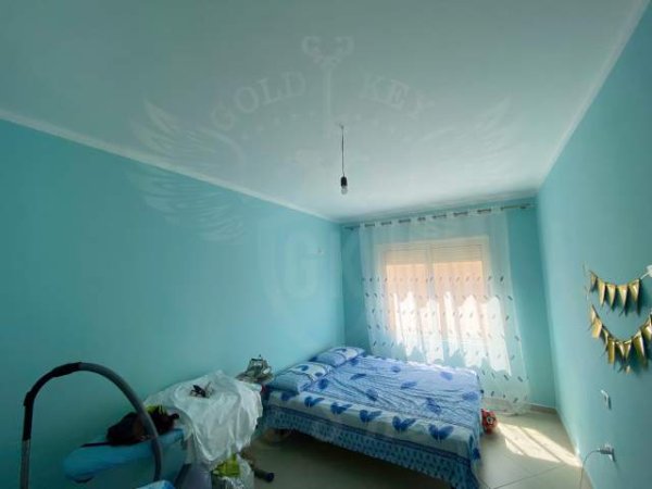 Durres, jap me qera apartament 2+1+A Kati 4, 120 m² 350 Euro (Policia Durres)