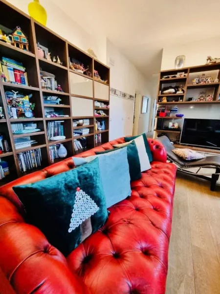 Tirane, shes apartament 2+1 160 m² 550.000 Euro (Stadiumi Dinamo)