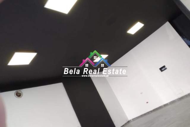 Tirane, jepet me qera dyqan Kati 0, 60 m² 330 Euro (Ali Demi)