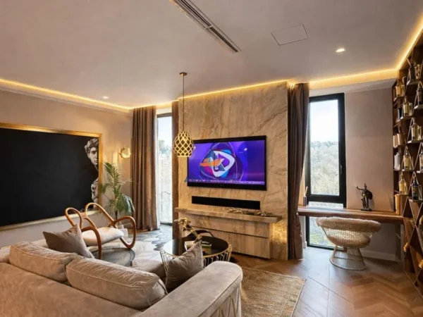 Tirane, shitet apartament 1+1+Ballkon Kati 8, 85 m² 520.000 € 