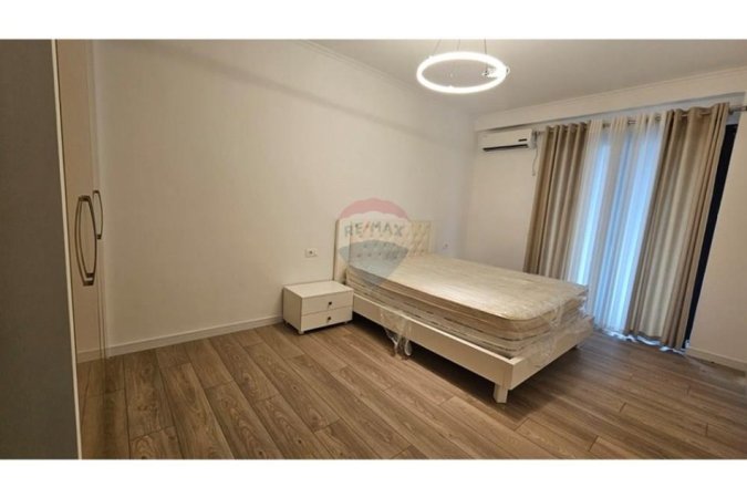 jepet me qera apartament 2+1 Kati 1, 100 m² 800 € (Kodra e Diellit 1)