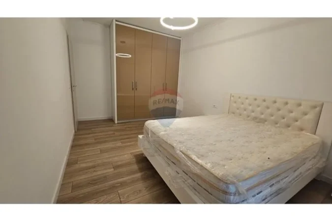 jepet me qera apartament 2+1 Kati 1, 100 m² 800 € (Kodra e Diellit 1)