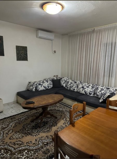 Tirane, jepet me qera Vile 1+1 Kati 1, 60 m² (Mbrapa Vizion Plus,Don bosko)