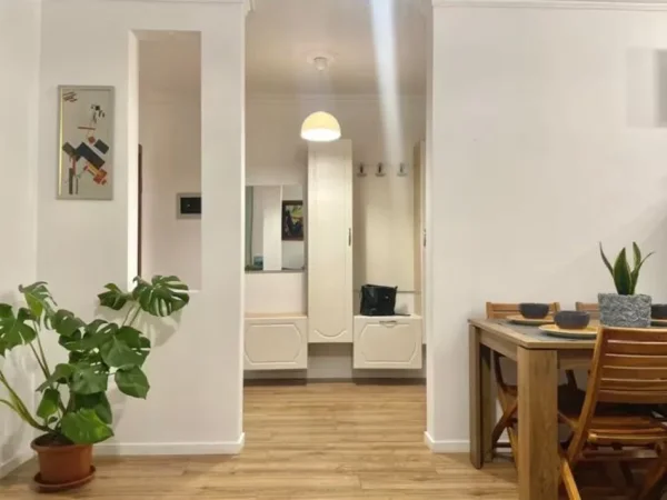 Tirane, shitet apartament 2+1+Ballkon Kati 5, 71 m² 176.000 € 