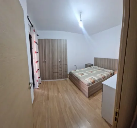 Tirane, jepet me qera apartament 1+1+Ballkon Kati 7, 70 m² 450 € (Pranë Bar Soho, tek Rotondo, Astir, Tiranë)