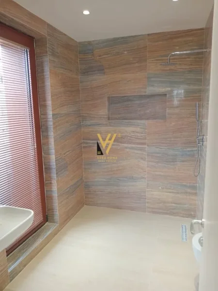 Tirane, shitet apartament 1+1+Ballkon Kati 7, 64 m² 235.000 € (RRUGA E KAVAJES)