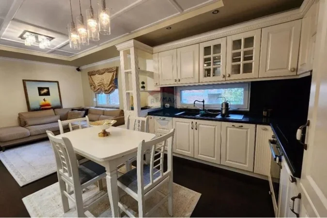 Tirane, jepet me qera apartament 2+1 Kati 3, 72 m² 800 € (Stadiumi Dinamo)