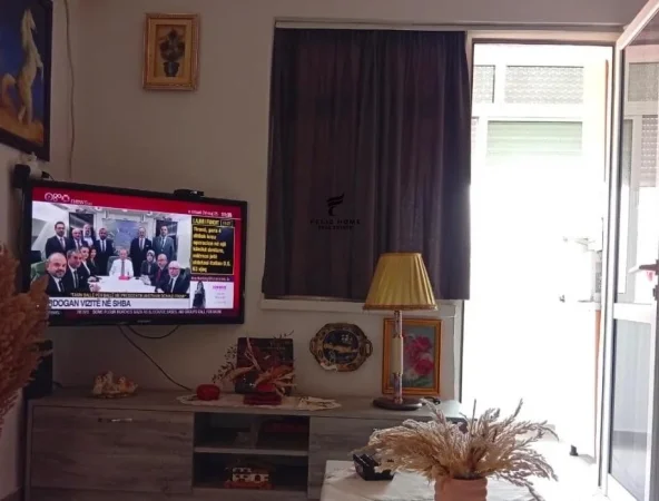 Tirane, jepet me qera garsonier Kati 4, 45 m² 600 € (RRUGA E KAVAJES)