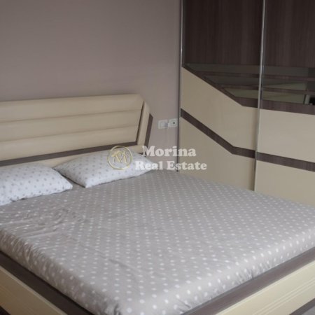 Tirane, jepet me qera apartament 1+1 Kati 3, 70 m² 600 € (Don Bosko)
