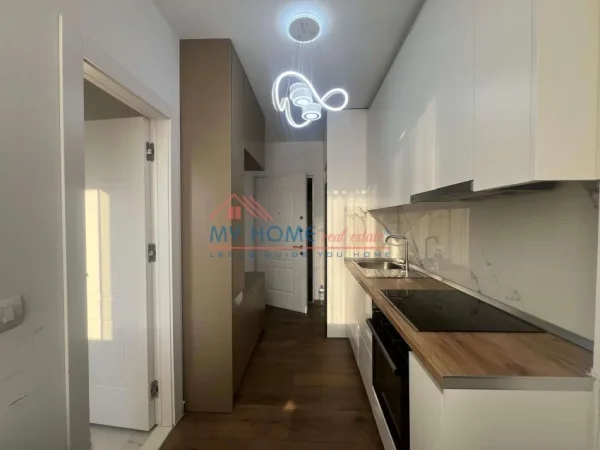 Tirane, jepet me qera garsonier 1+1 Kati 9, 40 m² 500 € (Rruga Margarita Tutulani)