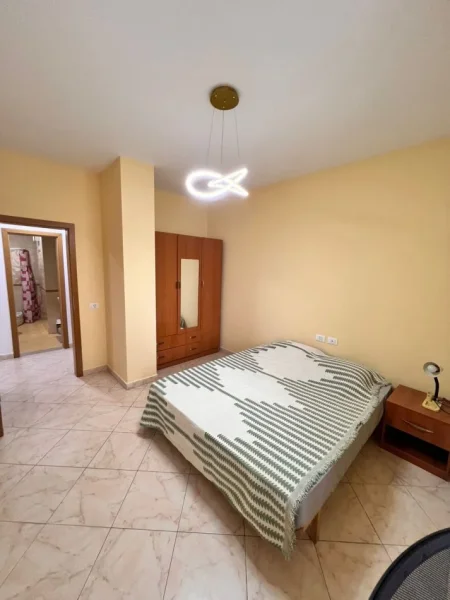 Tirane, jap me qera apartament 2+1 Kati 7, 110 m² 600 € (Zogu i Zi)