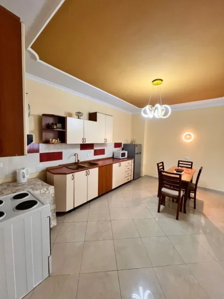 Tirane, jap me qera apartament 2+1 Kati 7, 110 m² 600 € (Zogu i Zi)