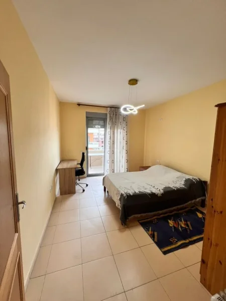 Tirane, jap me qera apartament 2+1 Kati 7, 110 m² 600 € (Zogu i Zi)