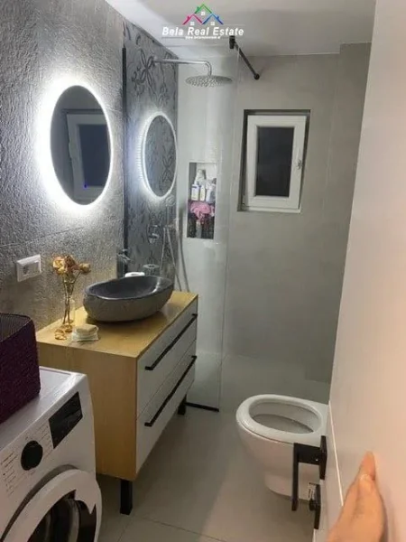 Tirane, jepet me qera apartament 1+1 Kati 2, 64 m² 750 € (prane shkolles Pjeter Budi)
