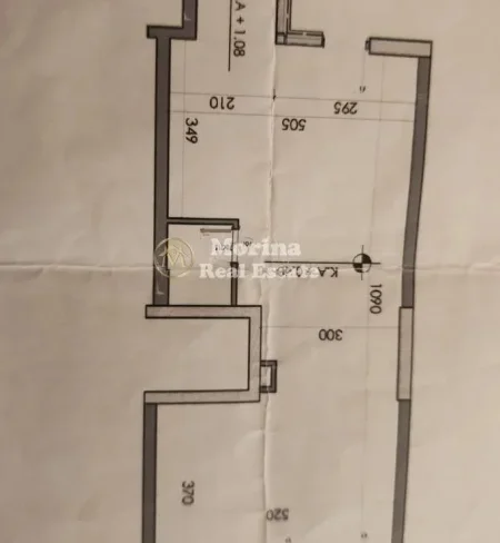 Tirane, shitet ambjent biznesi Kati 0, 63 m² 164.000 € (Kinostudio)