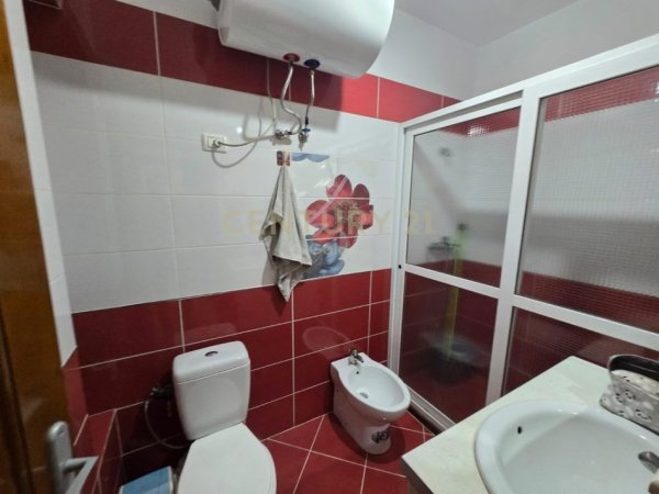 Shqiperi, shitet apartament 2+1+Ballkon Kati 6, 110 m² 200.000 € (kodra e diellit)