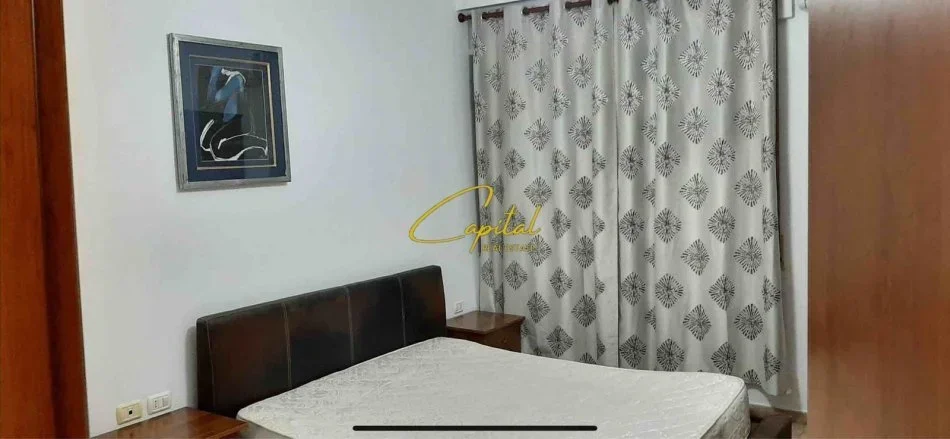 Tirane, jepet me qera apartament 1+1 Kati 3, 70 m² 600 € (QENDER)