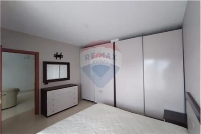 Tirane, jepet me qera apartament 2+1 Kati 3, 100 m² 600 € (Kodra e Diellit 1)