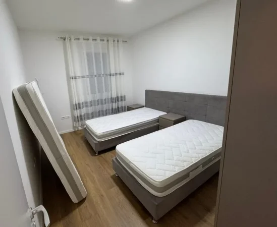 Tirane, jepet me qera apartament 2+1 Kati 2, 110 m² 700 € (Don Bosko)
