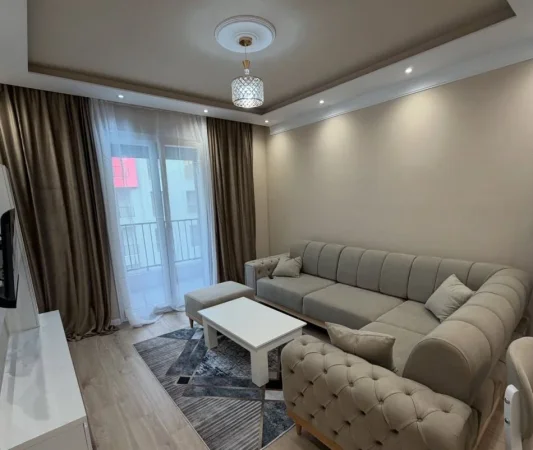 Tirane, jepet me qera apartament 2+1 , 500 € 