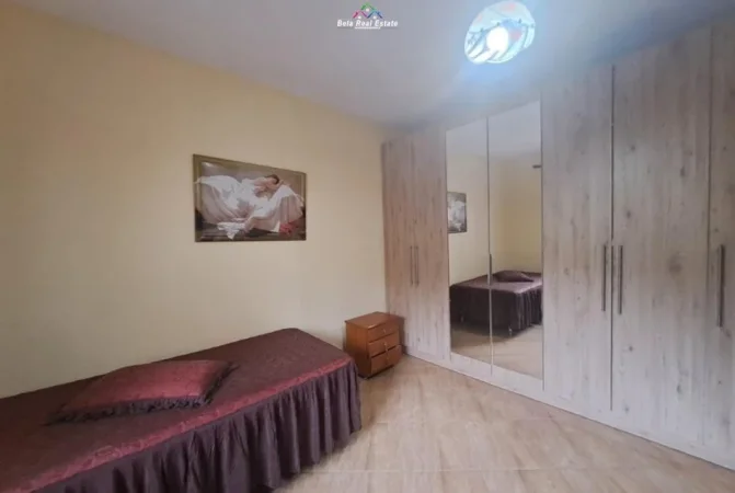 Tirane, jepet me qera Vile 2+1+Ballkon Kati 2, 72 m² 500 € (prane Kupoles)