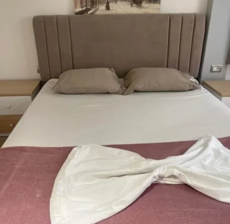 Tirane, jepet me qera apartament 1+1+Ballkon Kati 3, 70 m² 600 € 