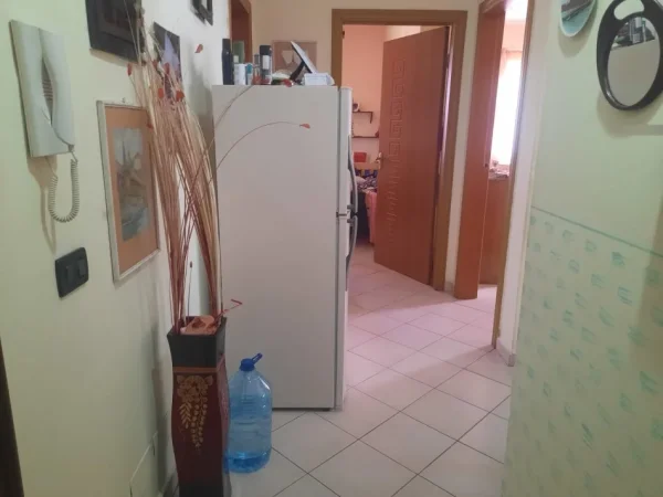 Shitet nga pronari apartament 2+1
