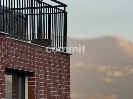 Tirane, jepet me qera apartament 2+1 , 90 m² 1.000 € (kopshti botanik)