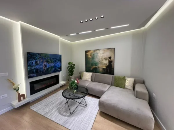 Tirane, shitet apartament 2+1+Ballkon Kati 8, 119 m² 310.000 € (rruga don bosko)