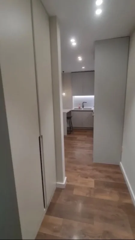 Tirane, jepet me qera apartament 1+1+Ballkon Kati 4, 70 m² 450 €