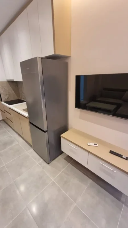 Jepet me qera apartament 2+1 Fringo i ri – Rruga Dibres  650 € (Selvia)