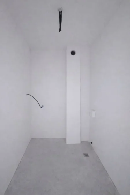 Tirane, shitet apartament 2+1+Ballkon Kati 3, 103 m² (Paskuqan)