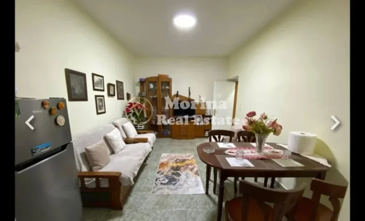 Tirane, jepet me qera apartament 2+1 Kati 1, 90 m² 750 € (Stadiumi Dinamo)