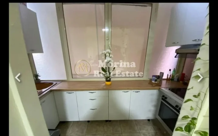 Tirane, jepet me qera apartament 2+1 Kati 1, 90 m² 750 € (Stadiumi Dinamo)