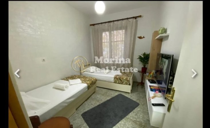 Tirane, jepet me qera apartament 2+1 Kati 1, 90 m² 750 € (Stadiumi Dinamo)