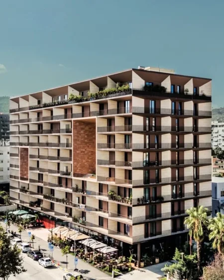 Tirane, shitet 1+1 , 77 m² 298.000 € (Parku Olimpik)