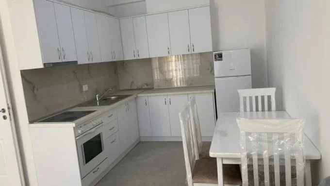 Tirane, jepet me qera apartament 1+1+Aneks+Ballkon Kati 8, 80 m² 450 € (kashar)
