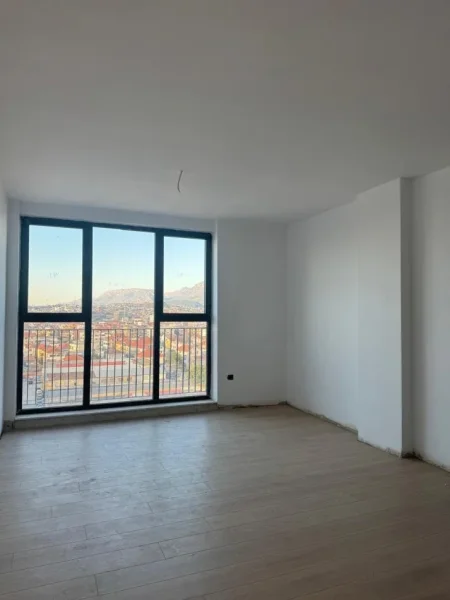 Tirane, shitet apartament 1+1+Ballkon Kati 8, 76 m² 121.500 €