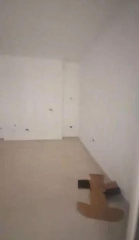 Tirane, shitet apartament 1+1+Ballkon Kati 3, 53 m² 66.500 €